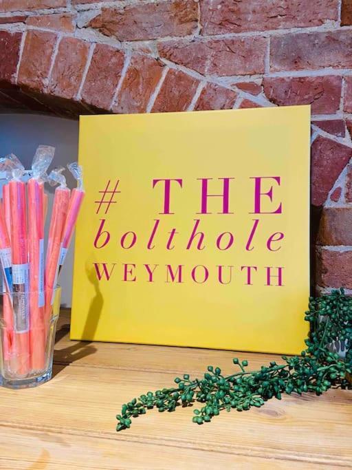 The Bolthole - Only Footsteps From The Beach. Weymouth Exterior foto